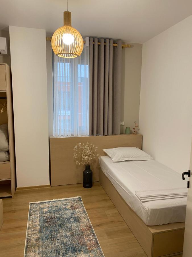 Nord House Lägenhet Korça Exteriör bild